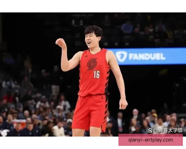 杨瀚森坦言手像叉子般难受期望回开拓者迎来全新表现